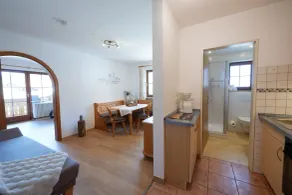 Family-oriented beautiful apartment - Image 5