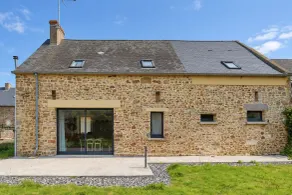 Holiday home with barbecue, terrace & garden | Garden view - Image 2