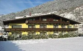 Holiday apartment with terrace, garden & sauna - Image 2