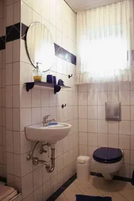 Privatzimmer mit Terrasse - Image 3