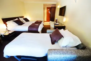 Glynhill Leisure Hotel & Conference Venue - Room