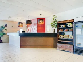 OYO Hotel Dundee By Crystal Lake - Rezeption