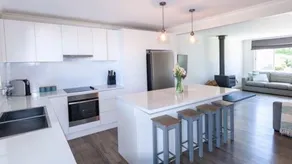 Hillside Haven - Image 4