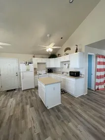 14 Beachfront - Image 2
