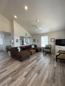 14 Beachfront - Image 5