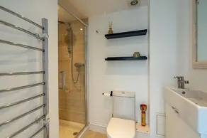 Fantastic 2 Bedroom Hideaway in the Heart of Lewes - Image 4