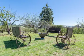 Stanford House, Unique Farm Stay, Close to Town - Image 2