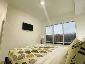 Miami Haven House - New & Modern 100% Hurricane Proof near MIA Airport, Marinas & FL Keys - Image 3