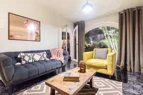 Upscale Home in Lima - Image 4