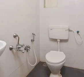 Yali Service Apartments - Image 4