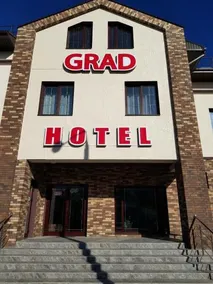 Grad Hotel - Image 2