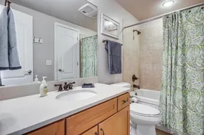 Sleek Gulfport Condo with Ocean Views and Pool Access - Image 3