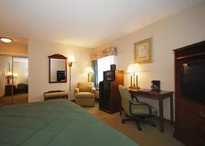 Quality Inn Marlborough (ex. Comfort Inn) - Image 5