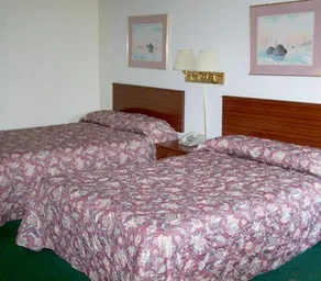 Harbor Inn Philipsburg - Image 5