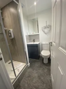 Willows Worthing 4 bed With ev Charger & sea Views - Image 5