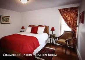Grand Pine Bed & Breakfast - Image 2