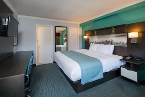 Days Inn by Wyndham San Francisco Downtown Civic Cntr Area - Image 3