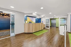 Comfort Inn & Suites Dulles Airport-Gateway - Image 2