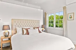 Large Family House including Self Contained Studio for AuPair or extended family - Image 4