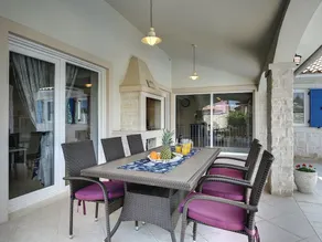 Comfortable Villa With Private Swimming Pool, Table Football, Near Labin - Image 4