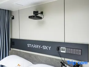 Suqian Luoma lake Mu Chen space capsule holiday camp - Image 3