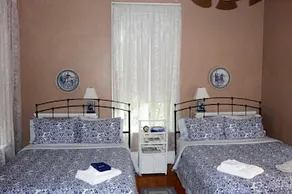 The Highland Manor Inn - Image 3