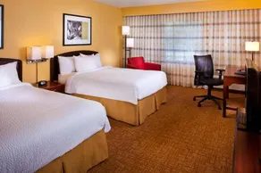 Spark by Hilton Birmingham Colonnade - Image 1