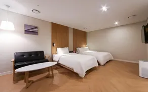 Busan Myeongji Hotel Oyu - Image 4