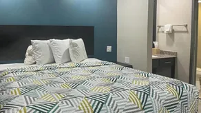 Sleep Inn North - Image 3