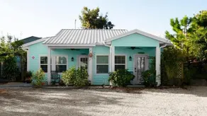 Clermont Cabanas - Image 2