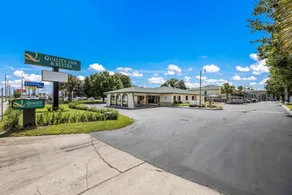 Baymont by Wyndham Orlando Downtown - Image 4
