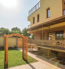 Rosiem House - Image 3