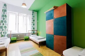 Home Plus Hostel - Image 2