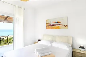 Sea Side Villa - Image 2