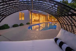 Luxury Lookout Canyon 5 Bdrm Stunner W/htd Pool! - Image 3