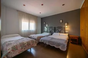 Casa De Lozano Y Rueda - Image 3
