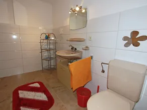 Cozy Apartment in Zell am Ziller,austria With Parking - Image 3