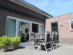 Modern Holiday Home With Veranda in Limmen - Image 4