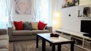 Piazza Mazzini Apartment - Image 3