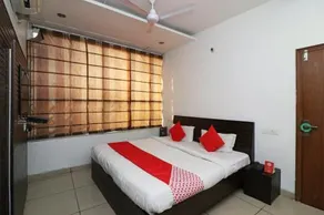 Hotel Mehfil - Image 2