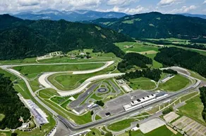 Landhotel Schönberghof & Gästehaus Enzinger - Image 2