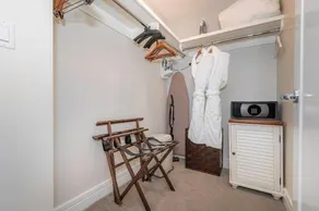 Four Season Hotel Luxurious 2 Bedrooms Apt FS3206 - Image 3