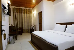 River Side Inn - Image 2