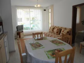 Family Hotel Radka - Image 5
