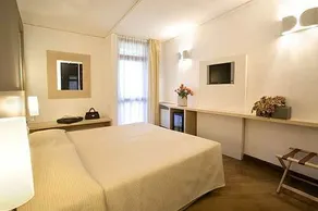 Country Borromeo - Image 5