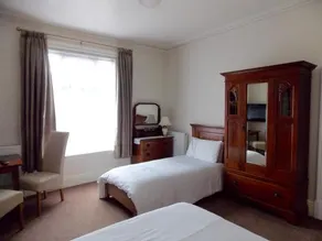 Silverdale Hotel - Image 2