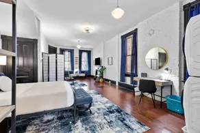 Charming Studio on Cherokee Street - JZ Vacation Rentals - Image 2