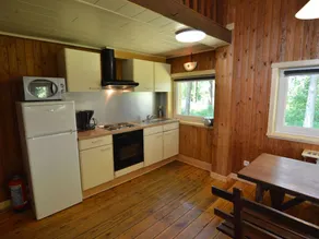 Welcoming Cottage in Hatrival with Terrace, Garden and BBQ - Image 4