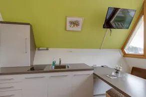 Bee House Kasandra - Image 2