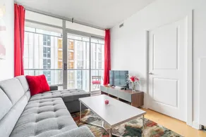 18 Yorkville Avenue - Image 5